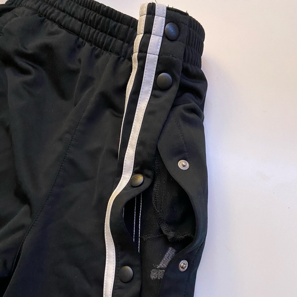 ADIDAS SNAP PANTS🦋🦋 - Picture 2 of 3